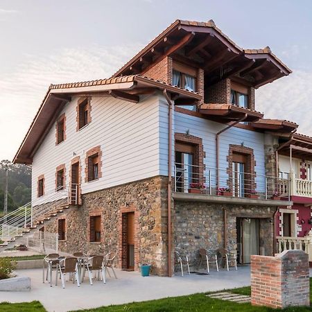 Apartamentos Turisticos El Ponton Arnuero Eksteriør billede