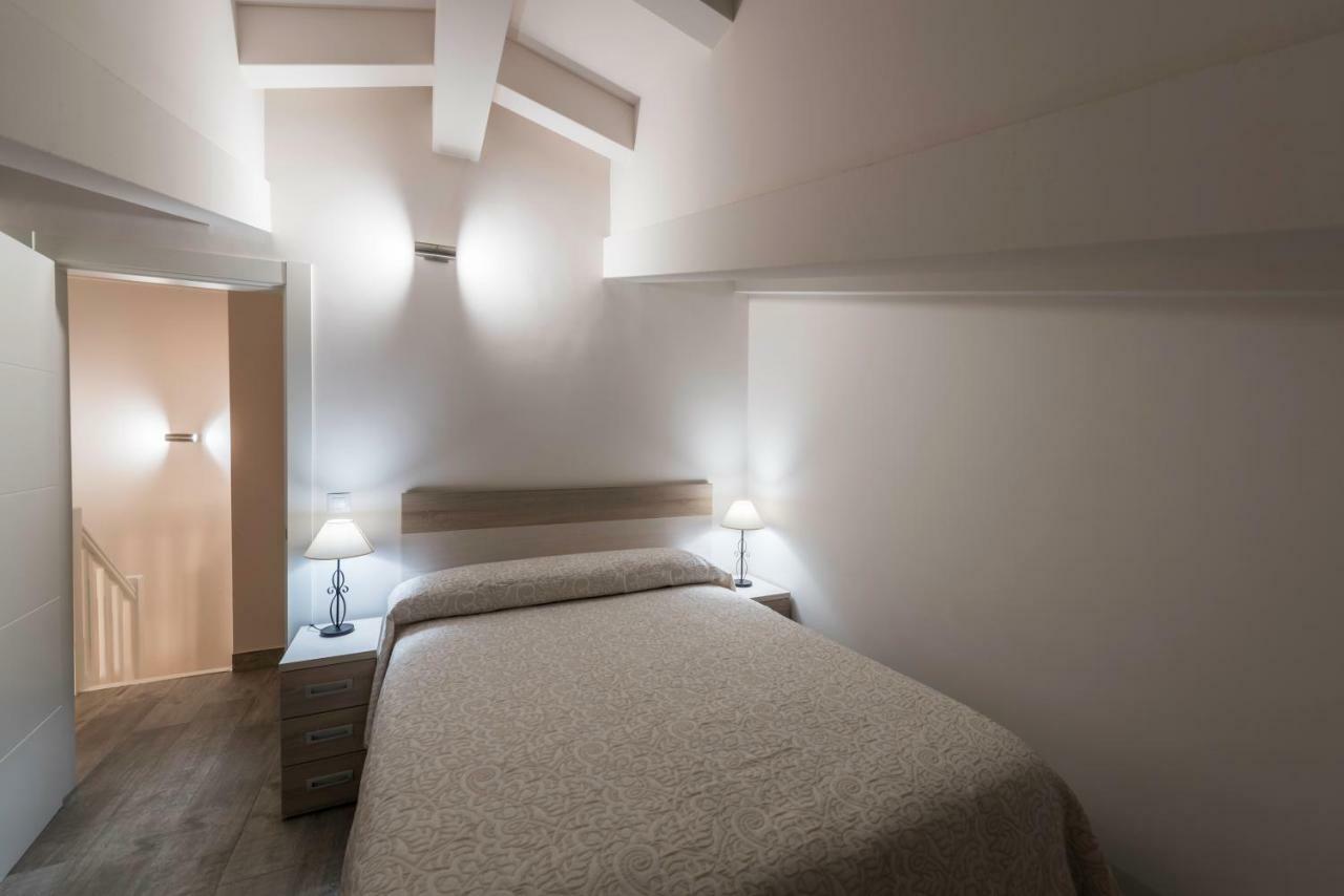 Apartamentos Turisticos El Ponton Arnuero Eksteriør billede